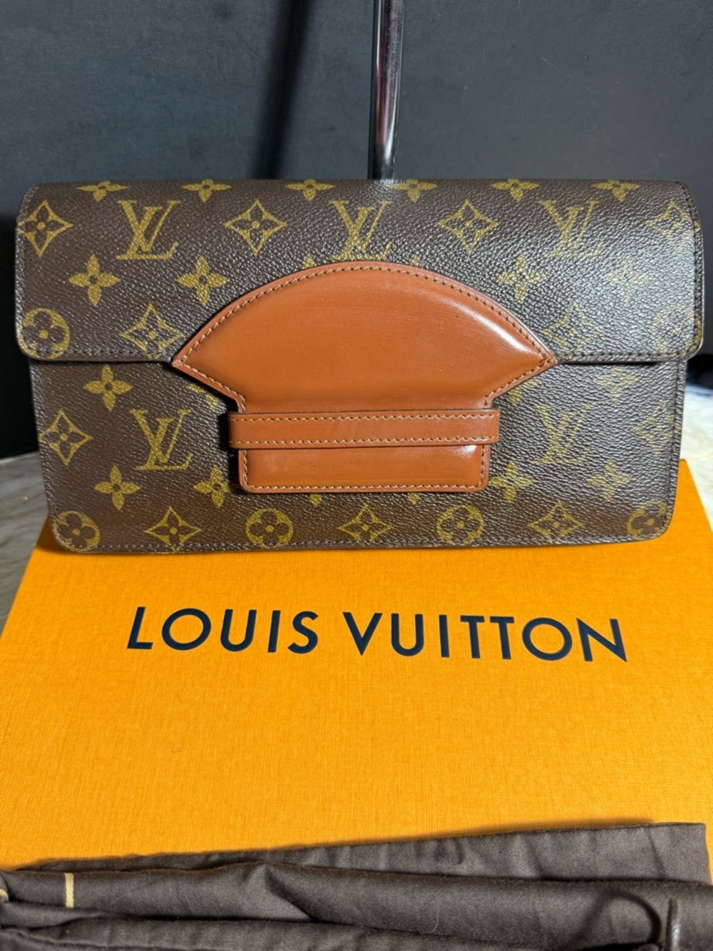 Louis Vuitton Chailot Clutch Pouch Monogram with Box Duster Rare!!!